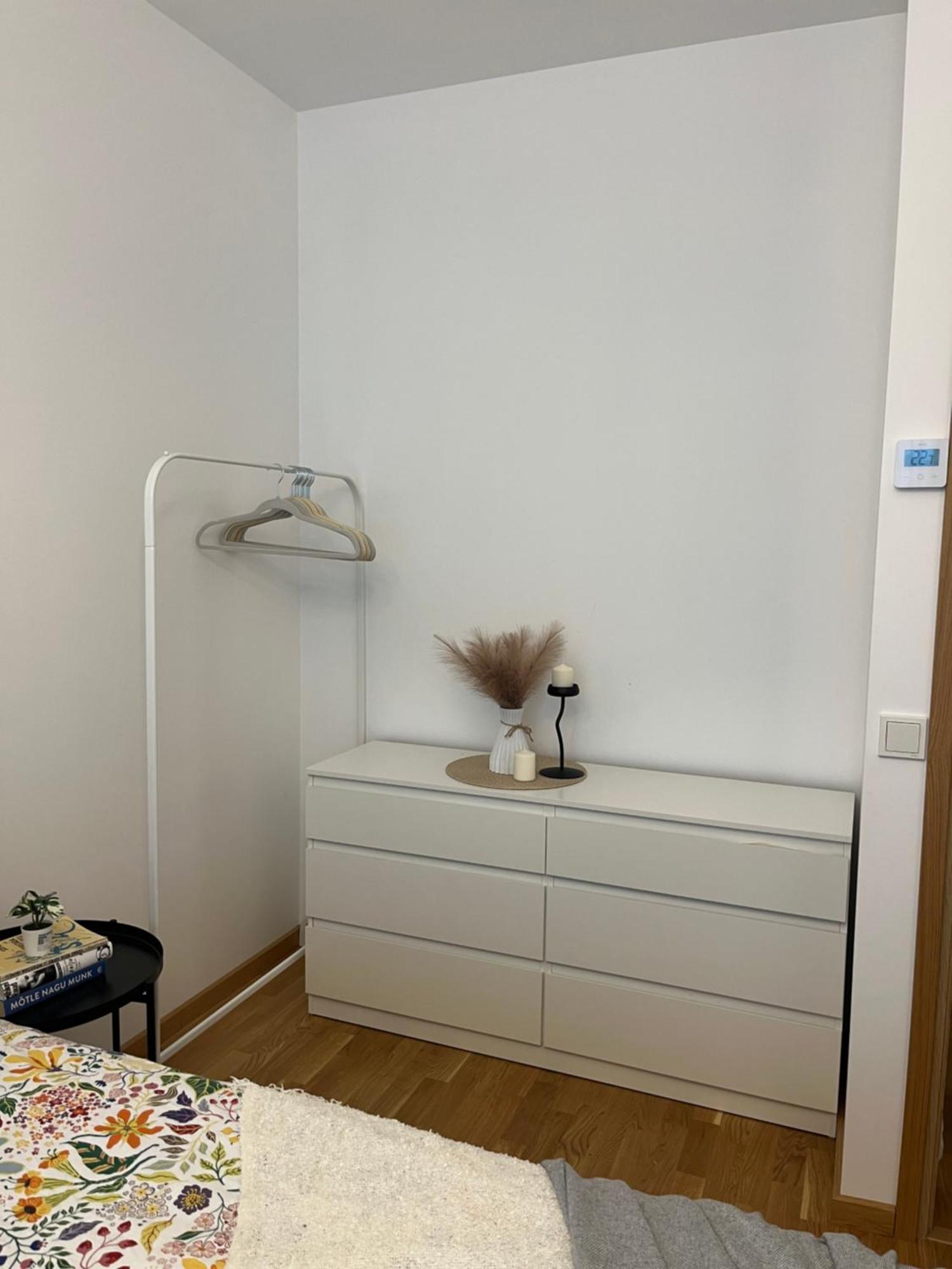 Modern Apartment *